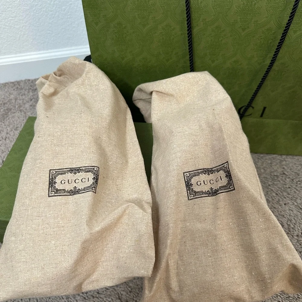 Gucci Men's Ace Sneakers - Picture 4 of 8